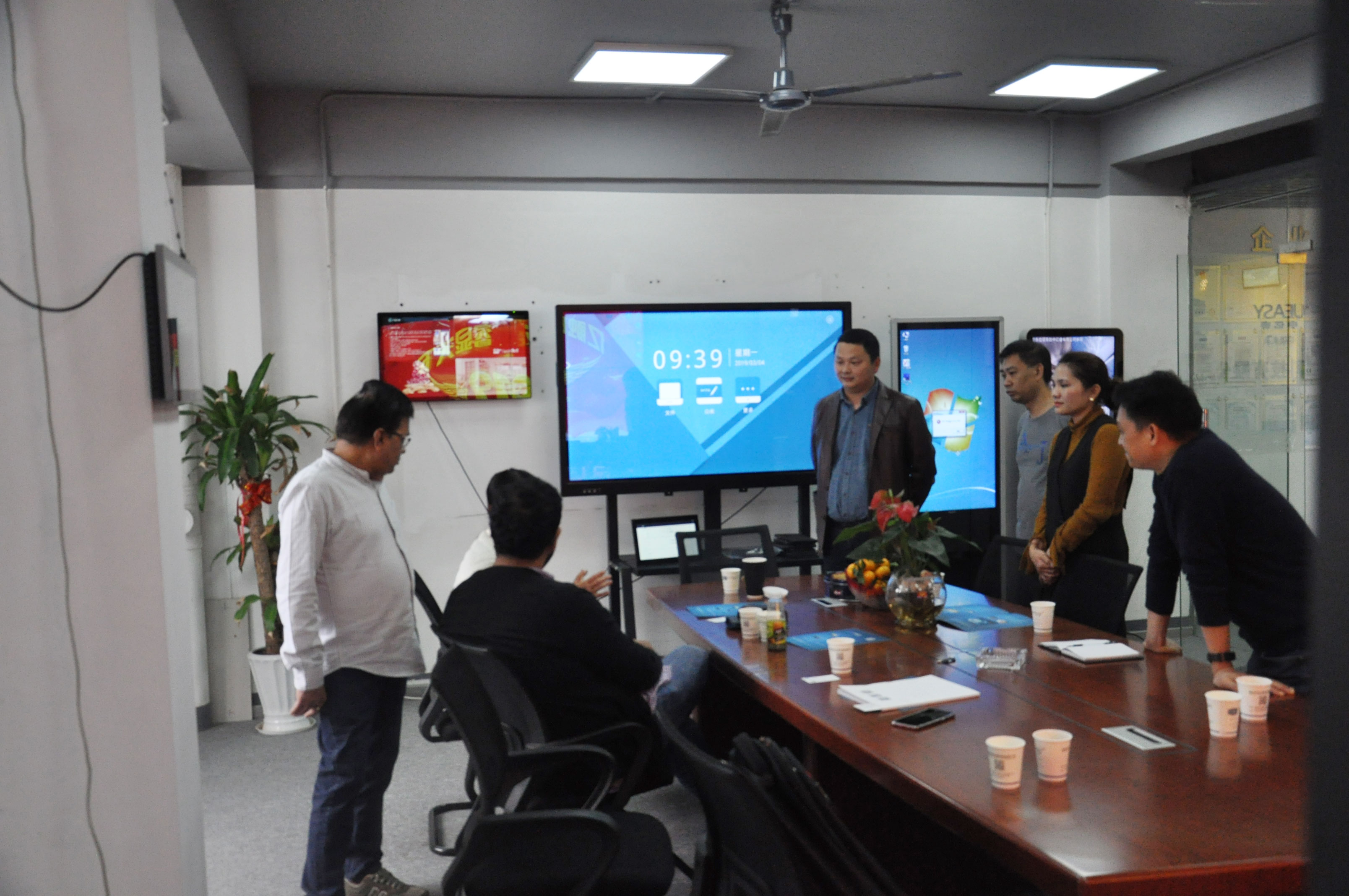 中億?？蛻粢娮C