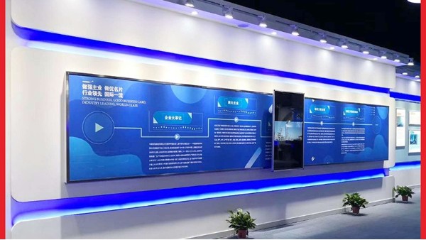 揭秘多屏聯(lián)動滑軌屏系統(tǒng)：革新視覺體驗，引領(lǐng)科技未來！