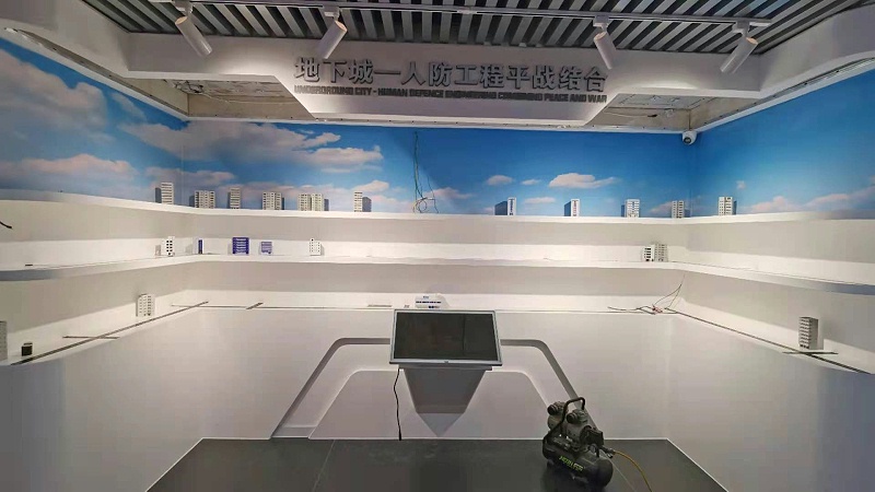 云南陸良黨群服務(wù)中心引入滑軌屏、拼接屏、一體機(jī)打造信息平臺(tái)